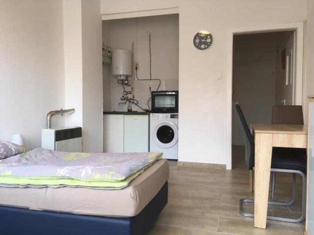 Hannover-Linden, Falkenstr.1 Ap. 1 Luaran gambar